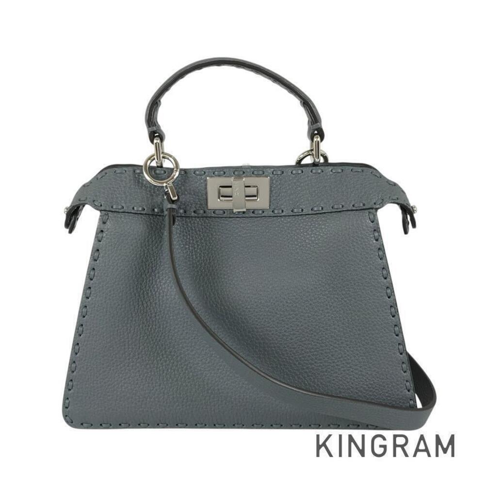 Fendi Selleria Peekaboo ISeeU Handbag fto